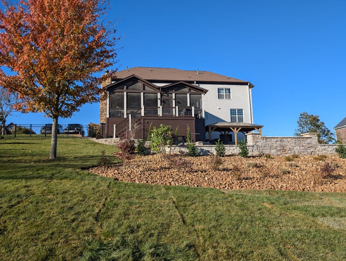 1824 Charity Dr