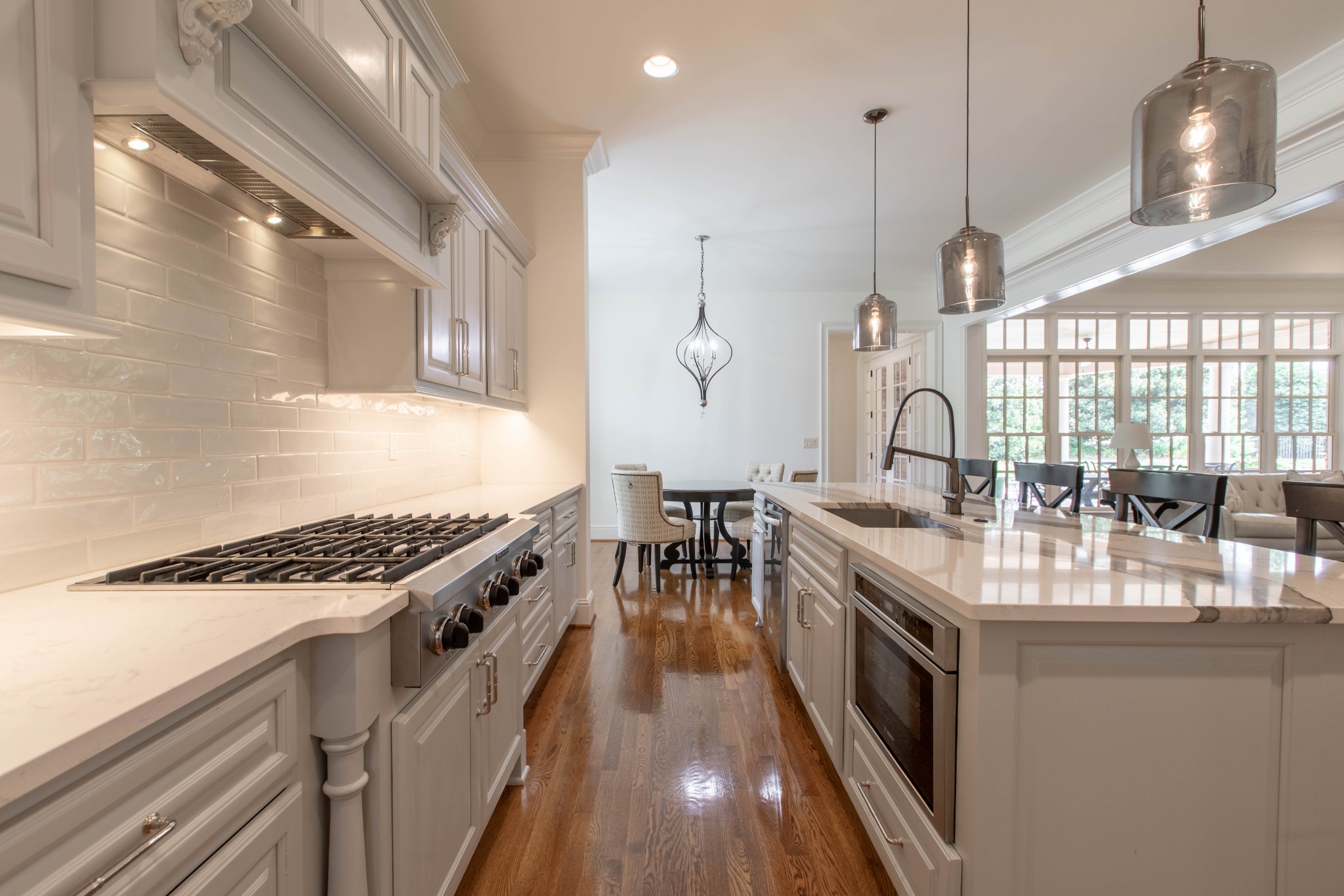 1736 Richbourg Park Dr