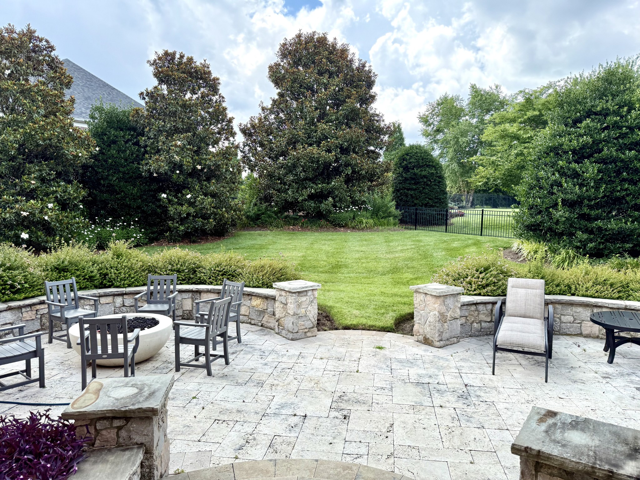 1736 Richbourg Park Dr