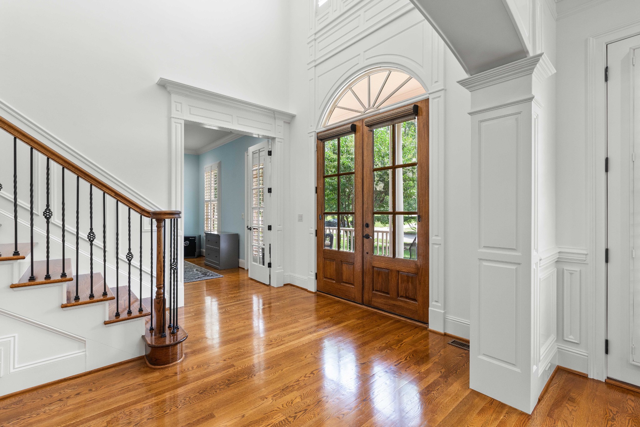 1736 Richbourg Park Dr