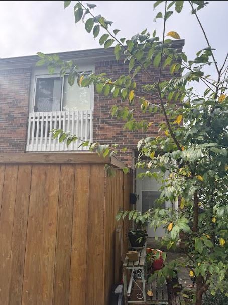 807 Granville Rd