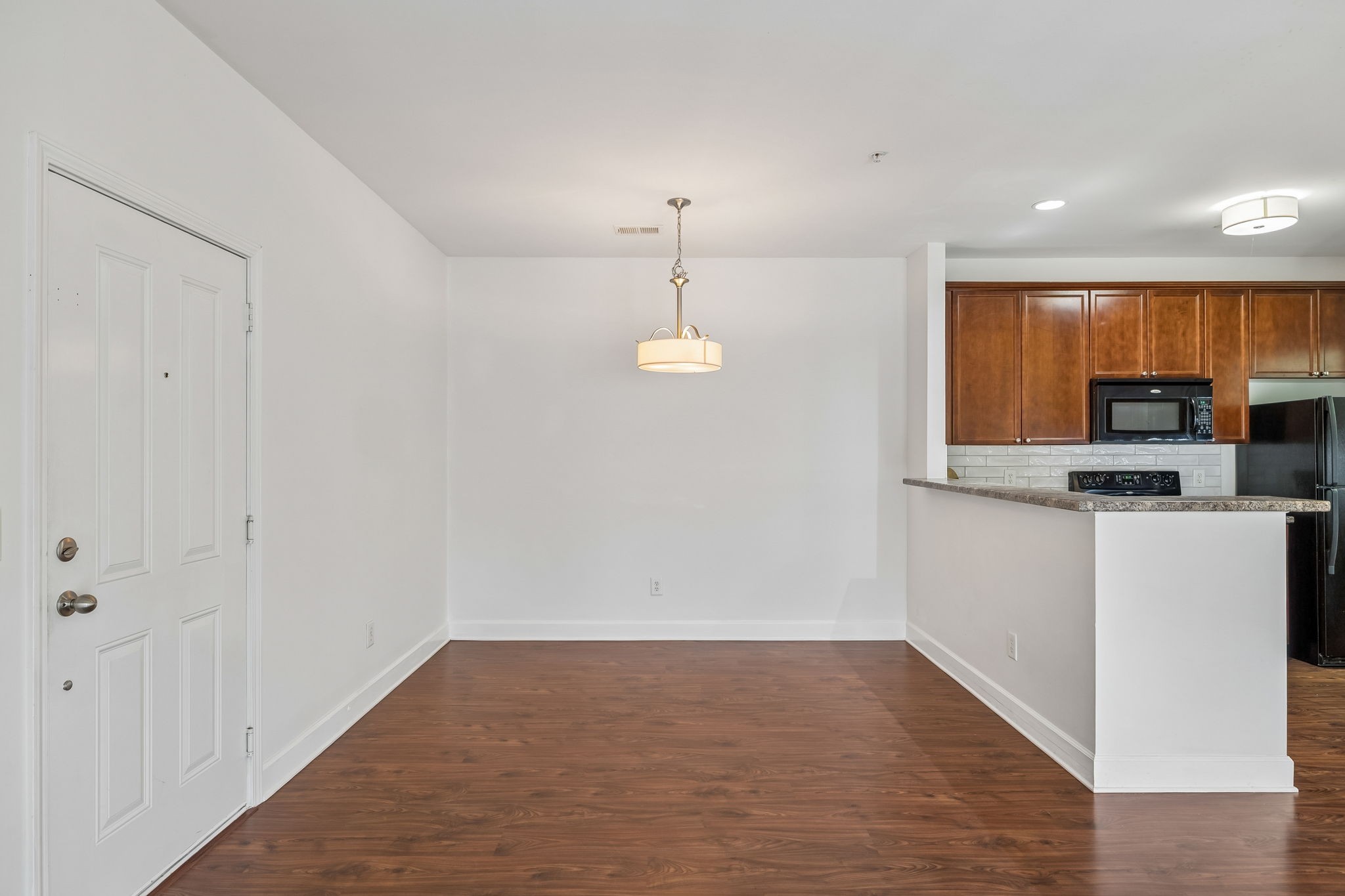 8221 Lenox Creekside Dr Unit: B12