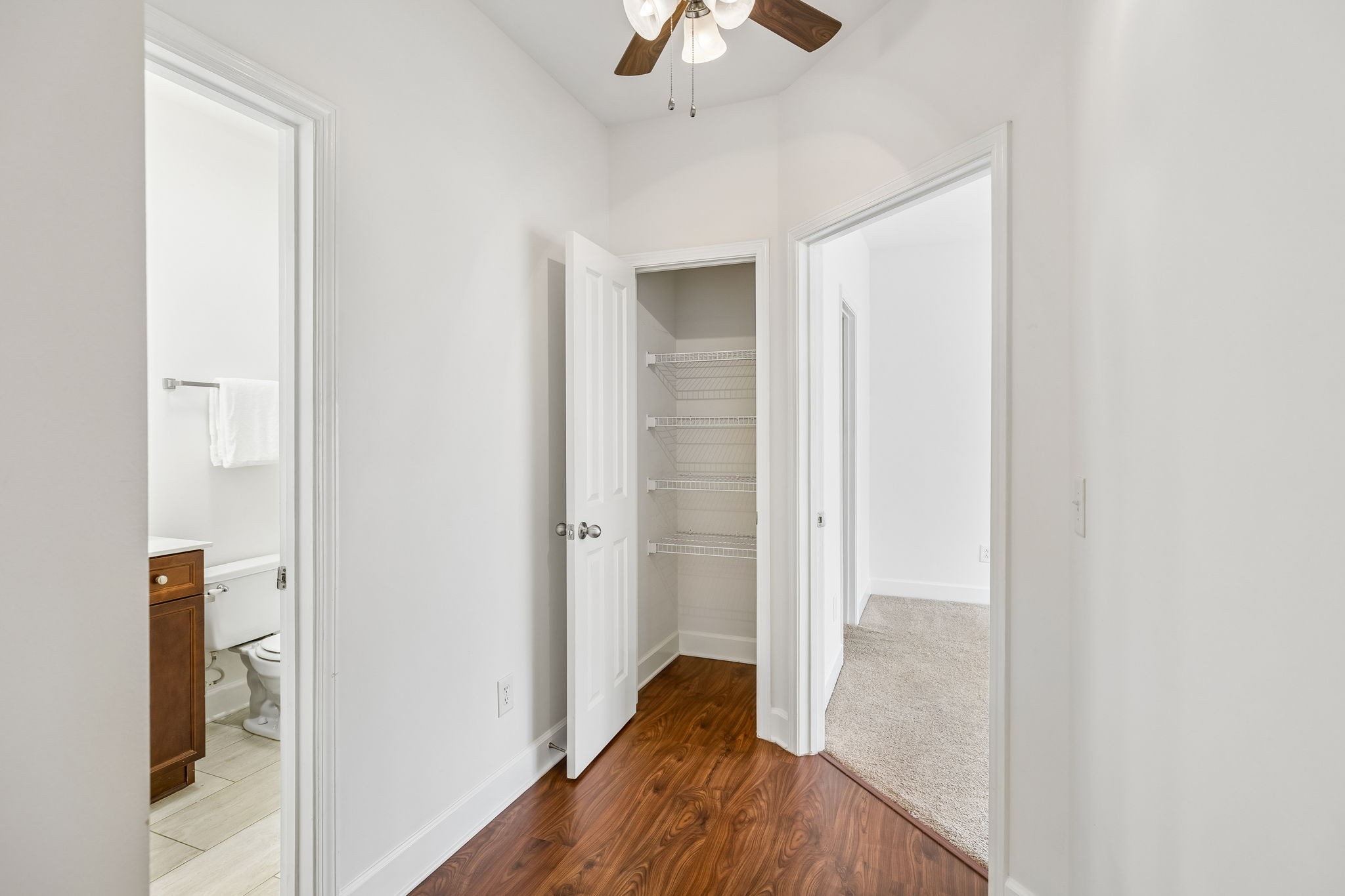 8221 Lenox Creekside Dr Unit: B12