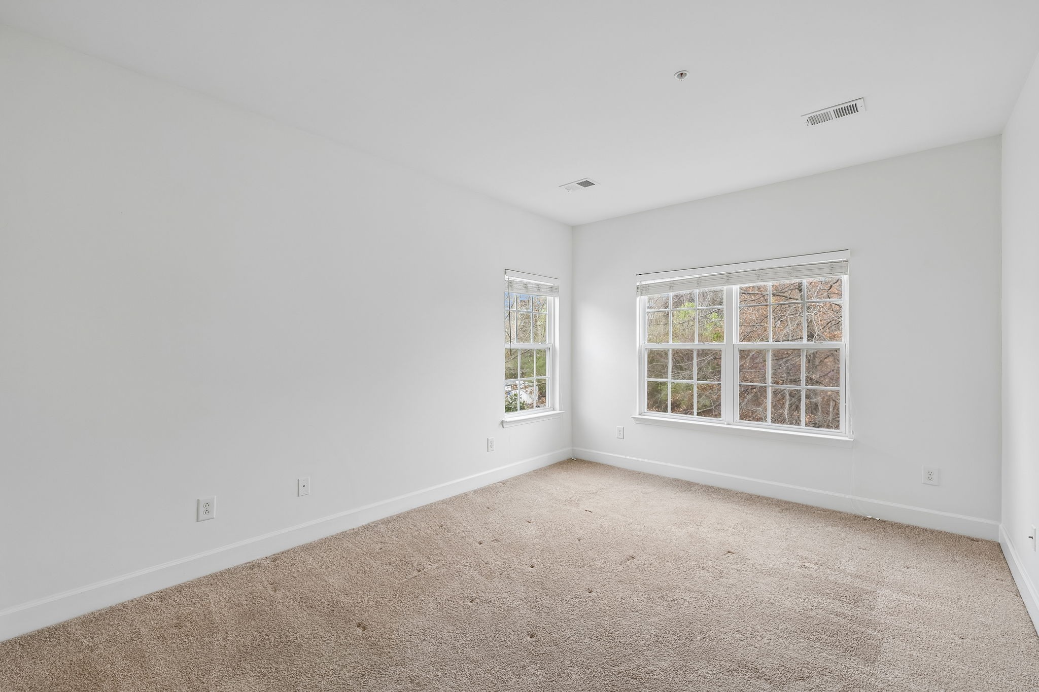 8221 Lenox Creekside Dr Unit: B12