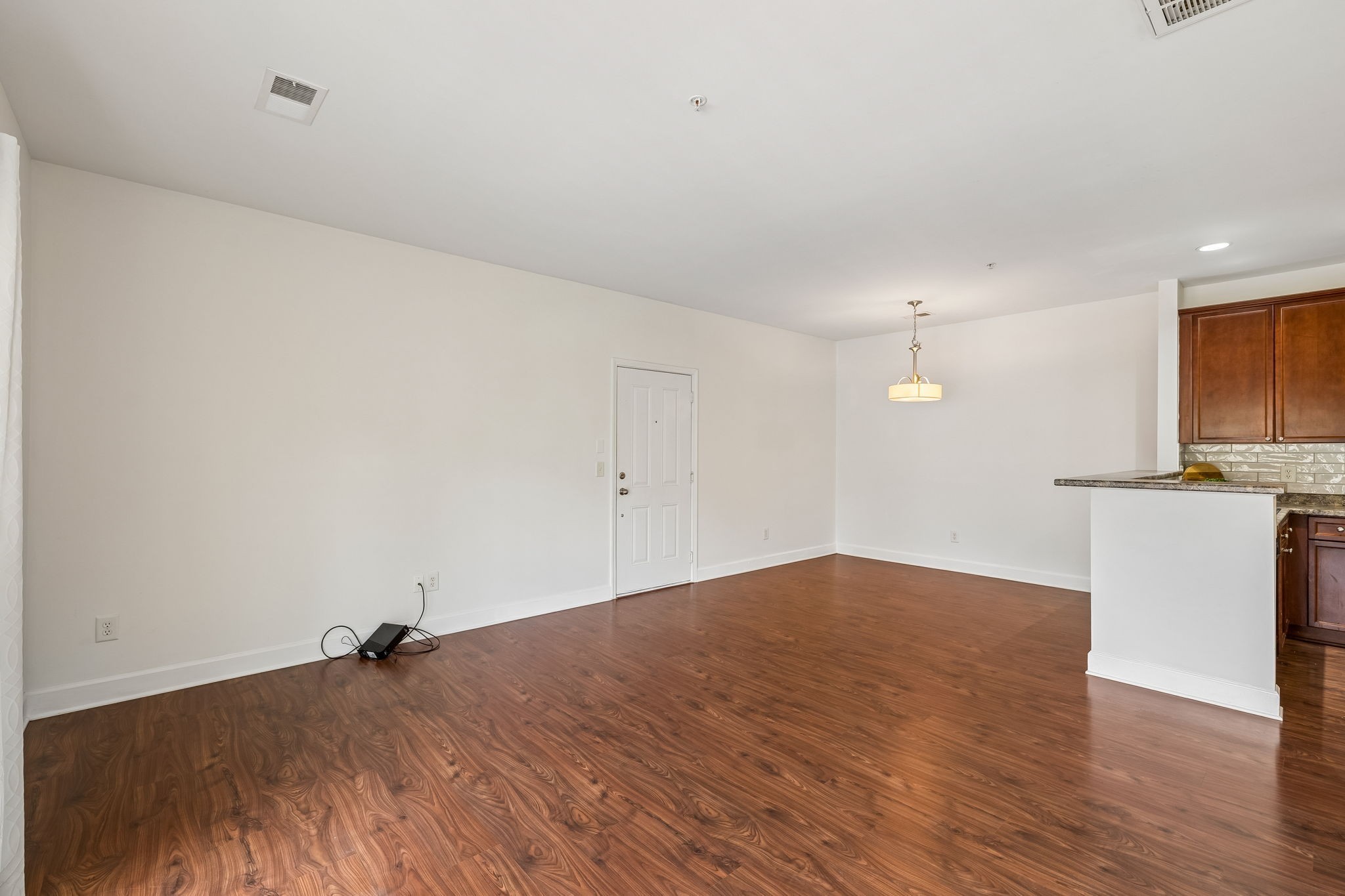 8221 Lenox Creekside Dr Unit: B12