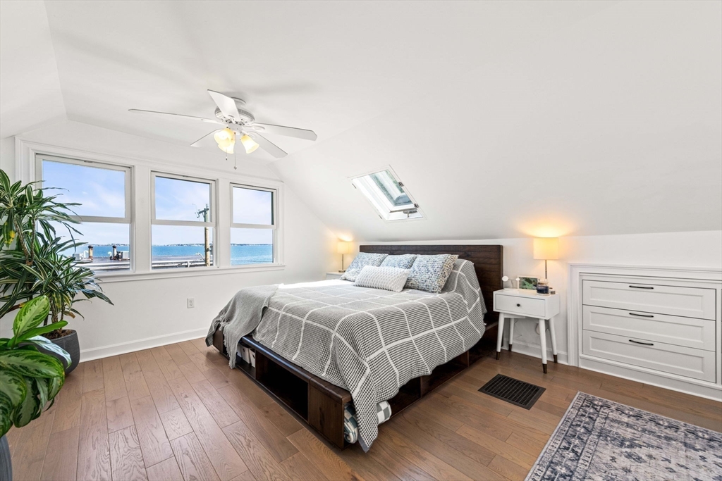 211 Endicott Ave