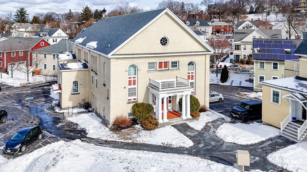 200 Rogers St # 10