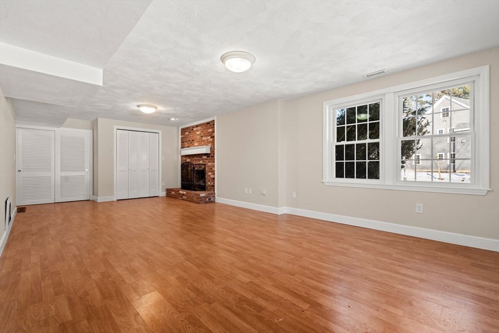 180 French St