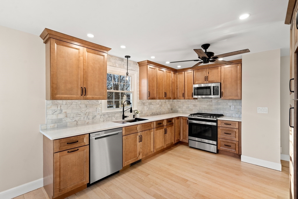180 French St