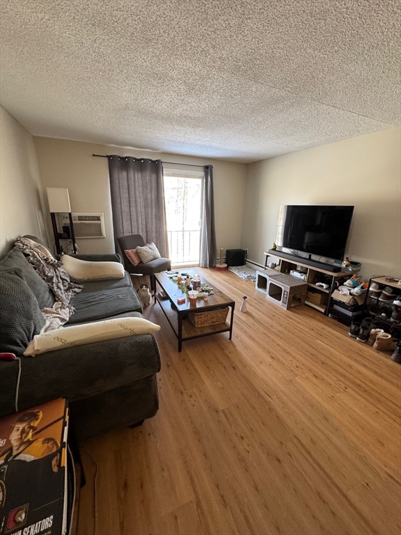 82 Boylston Ln # 18