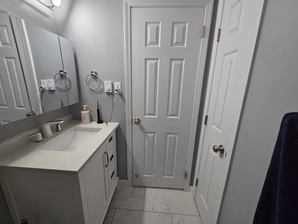 392B Great Rd #303
