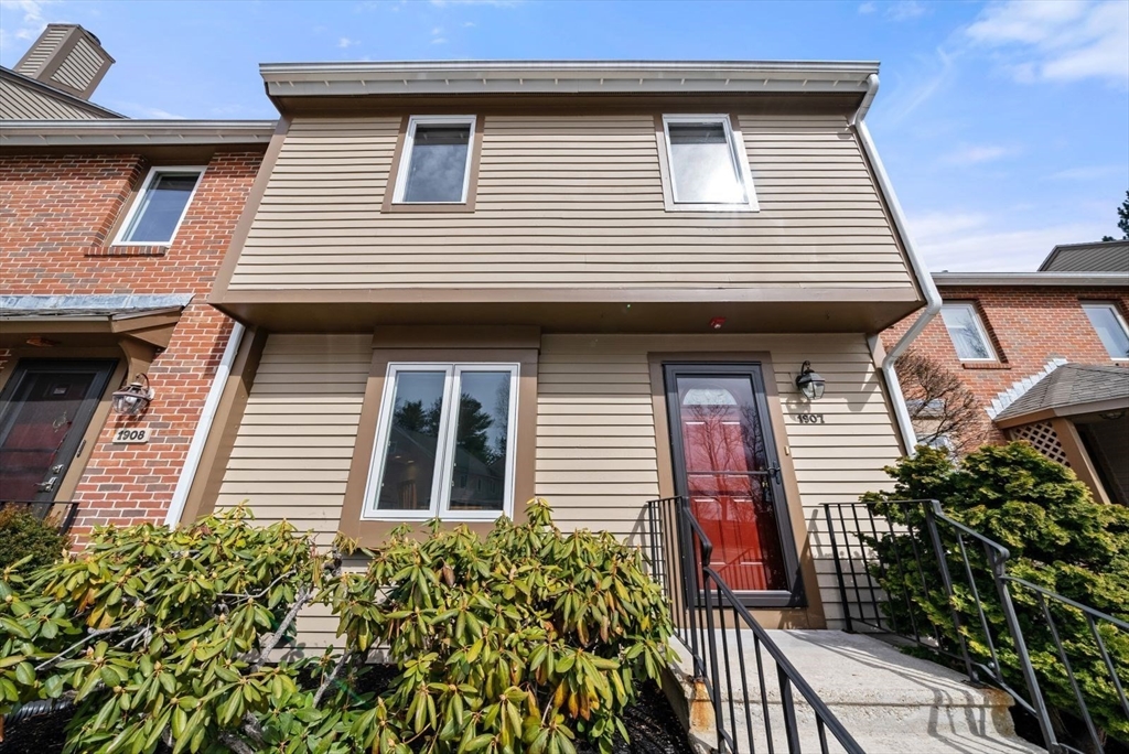 1907 Lewis O Gray Dr # 1907