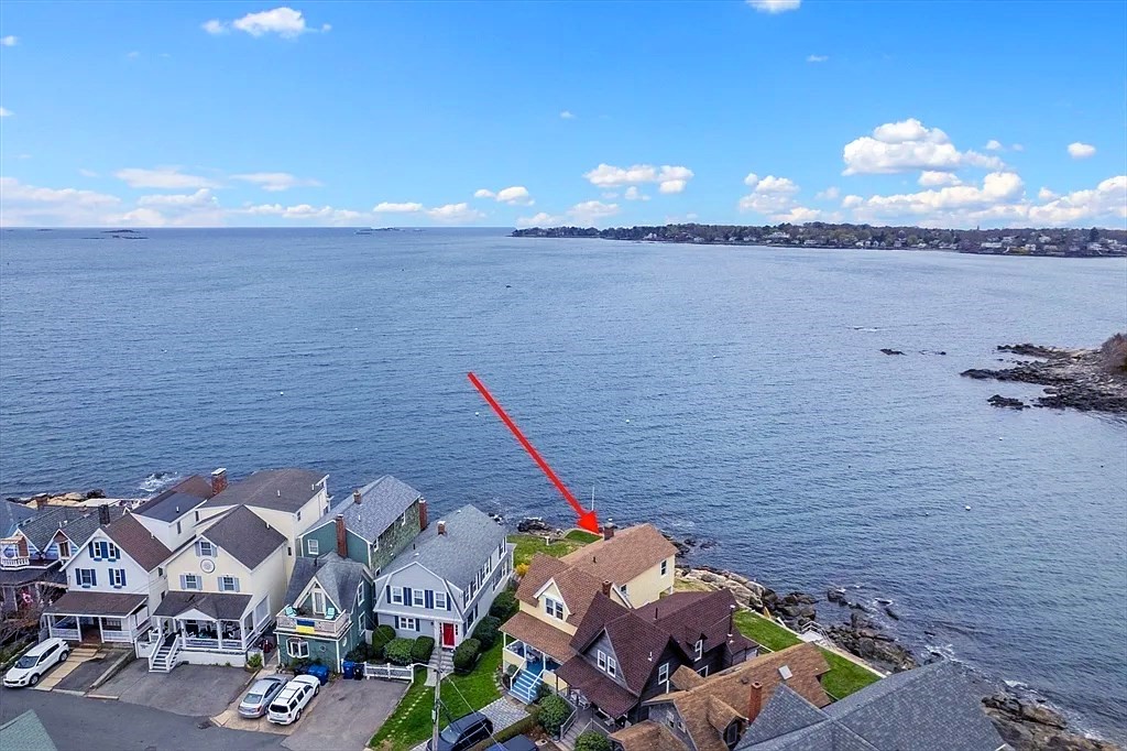 92 Bay View Ave