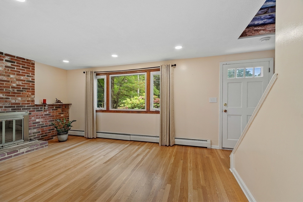 81 Baldwin Rd