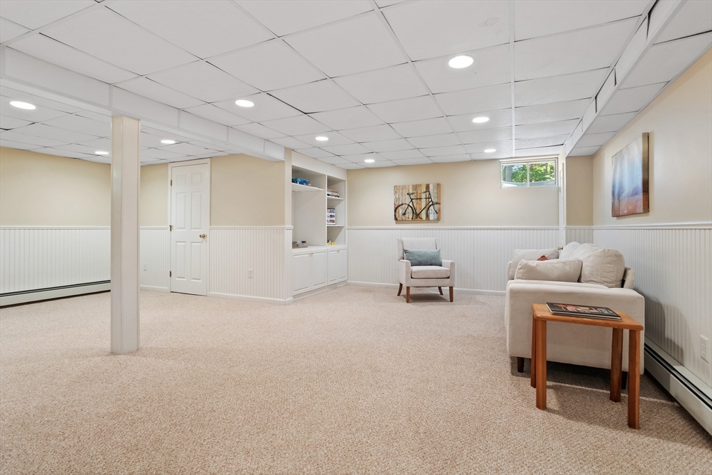 11 Grist Mill Road, Acton