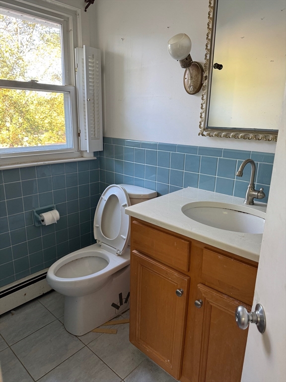 14 Dinanno Rd, Stoneham