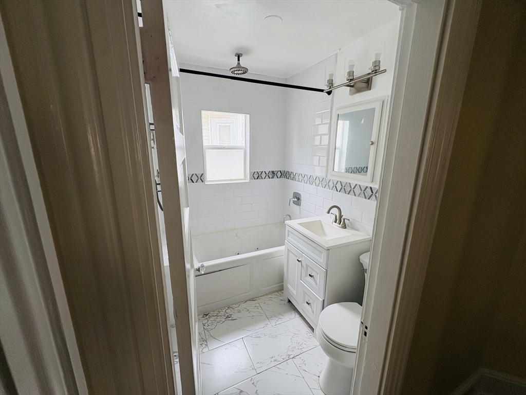 19 Bellingham Ave # 19