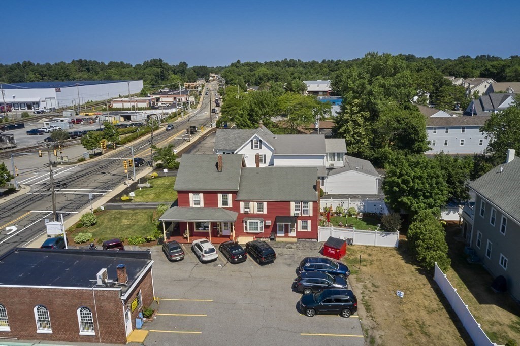 380 Main St