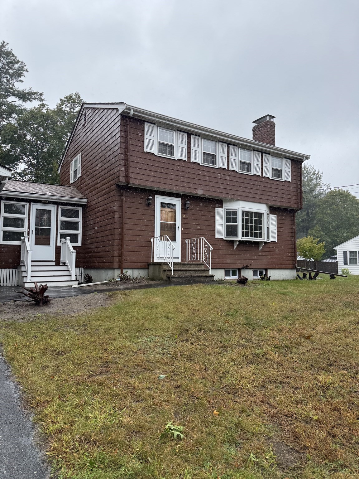 34 Grace Dr