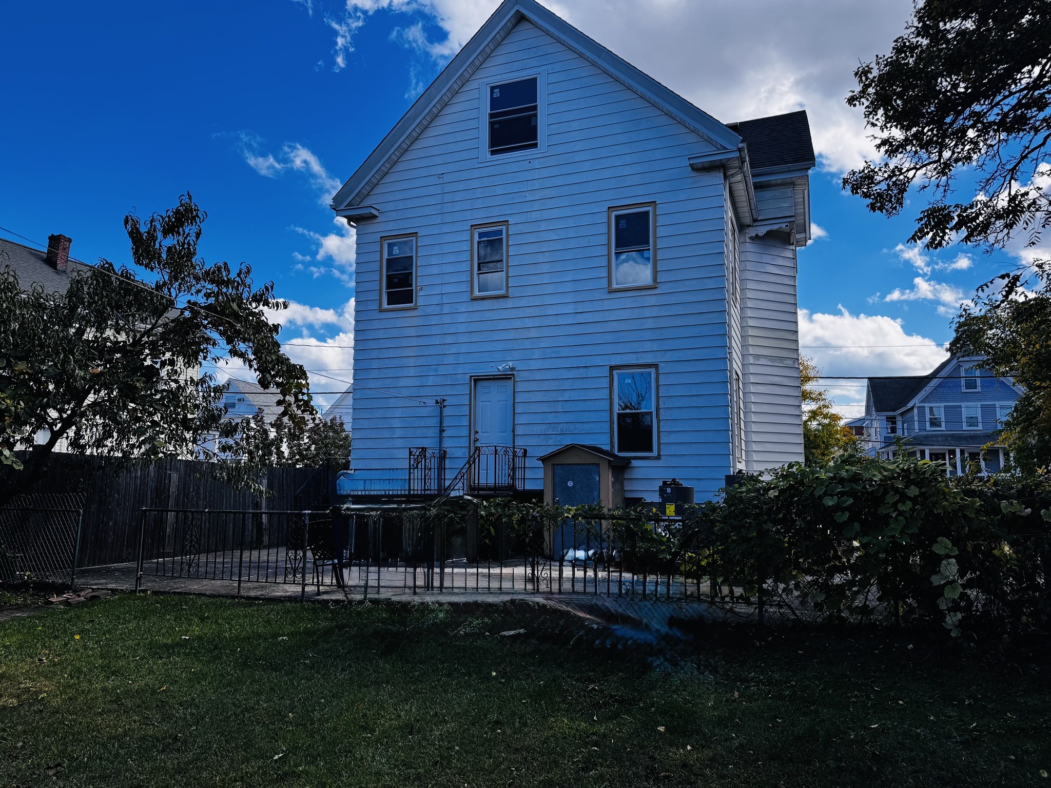 150 Bradford St # 1