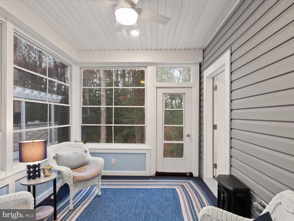 21048 STILLWATER DRIVE SF8