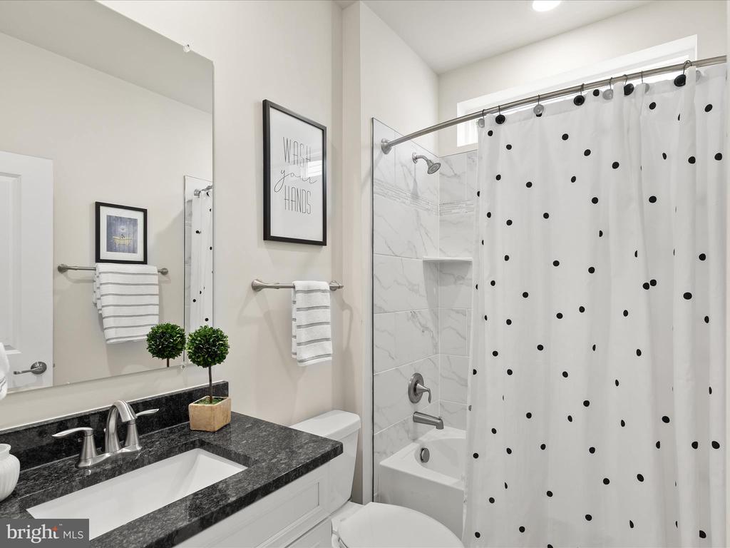 21048 STILLWATER DRIVE SF8