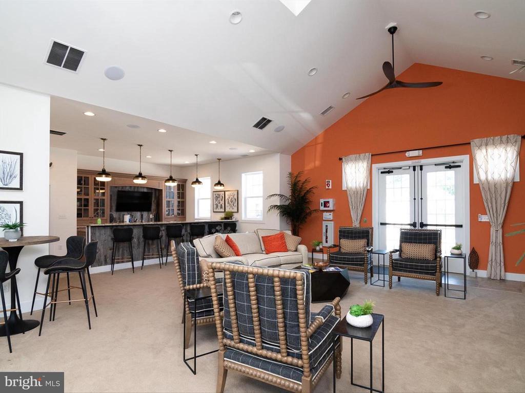 21048 STILLWATER DRIVE SF8