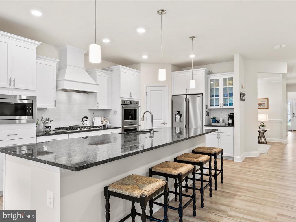 21048 STILLWATER DRIVE SF8