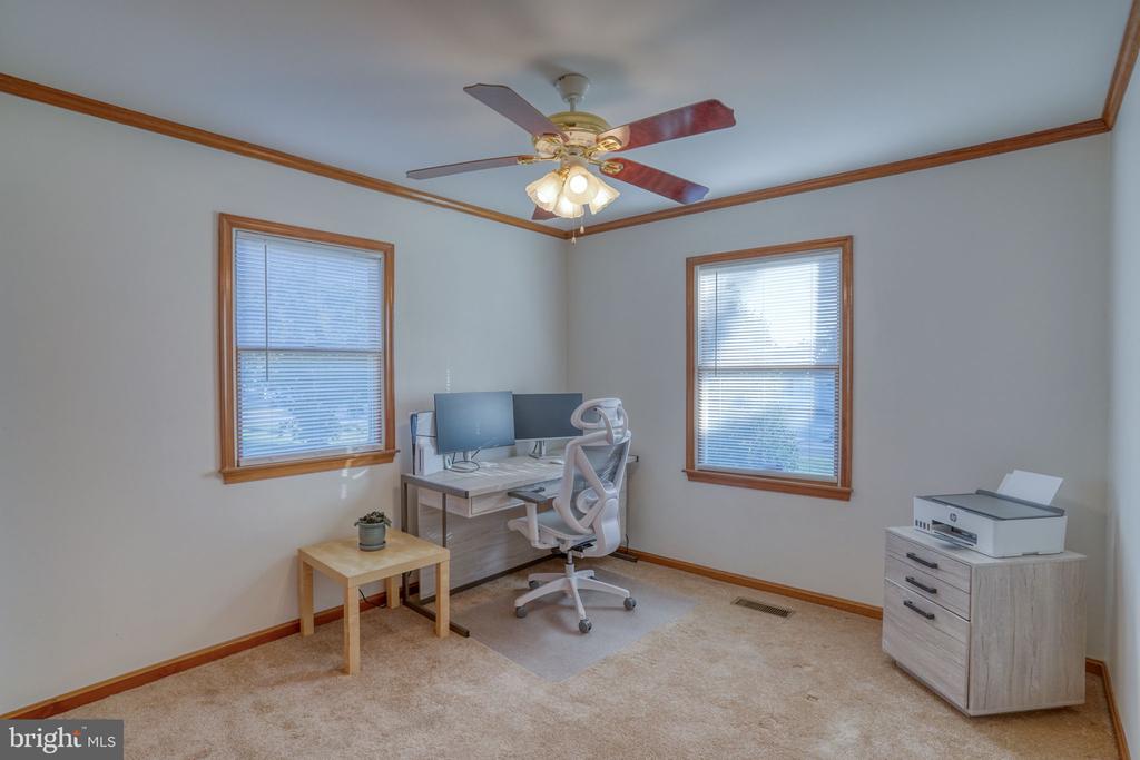 34095 MULBERRY LANE