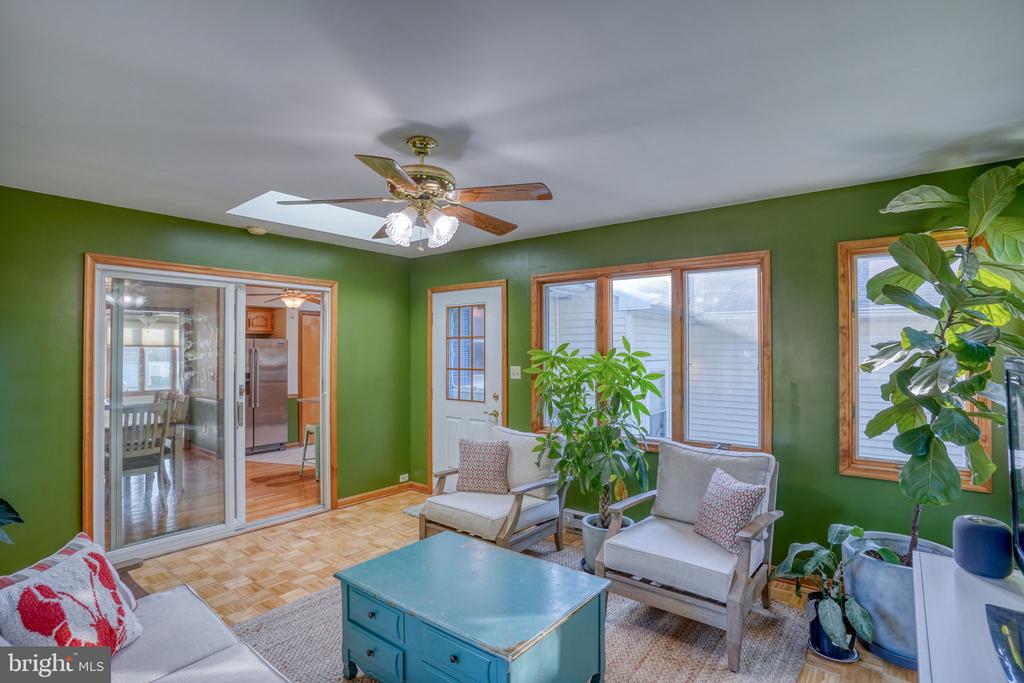 34095 MULBERRY LANE