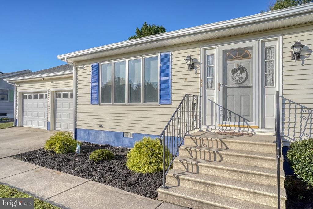 34095 MULBERRY LANE
