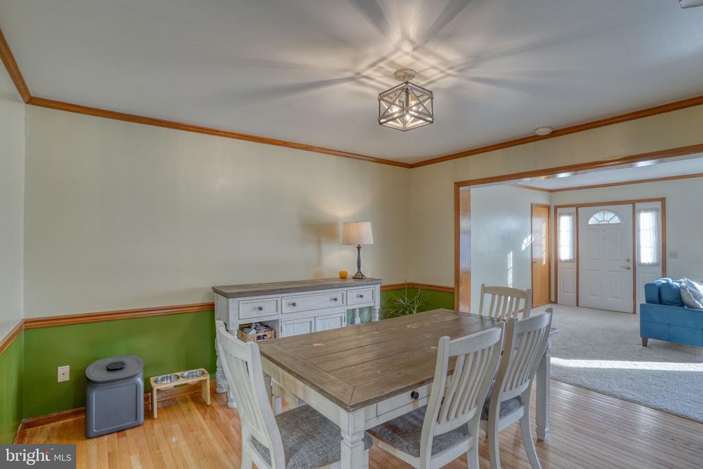 34095 MULBERRY LANE