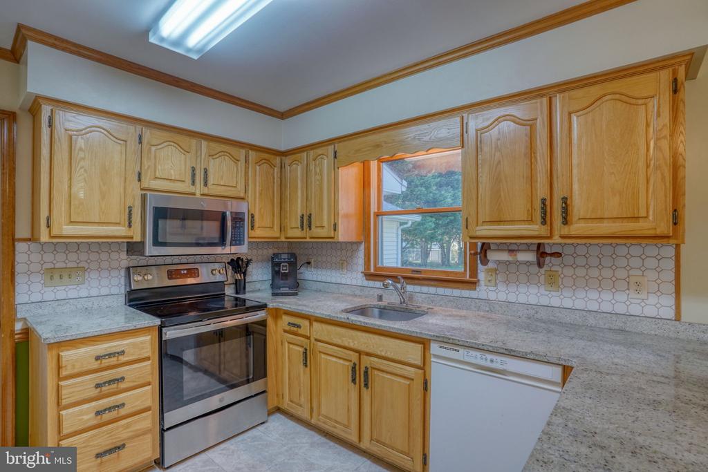 34095 MULBERRY LANE