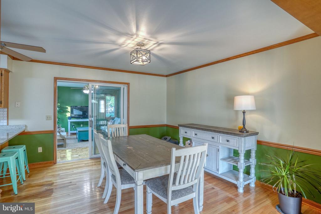 34095 MULBERRY LANE