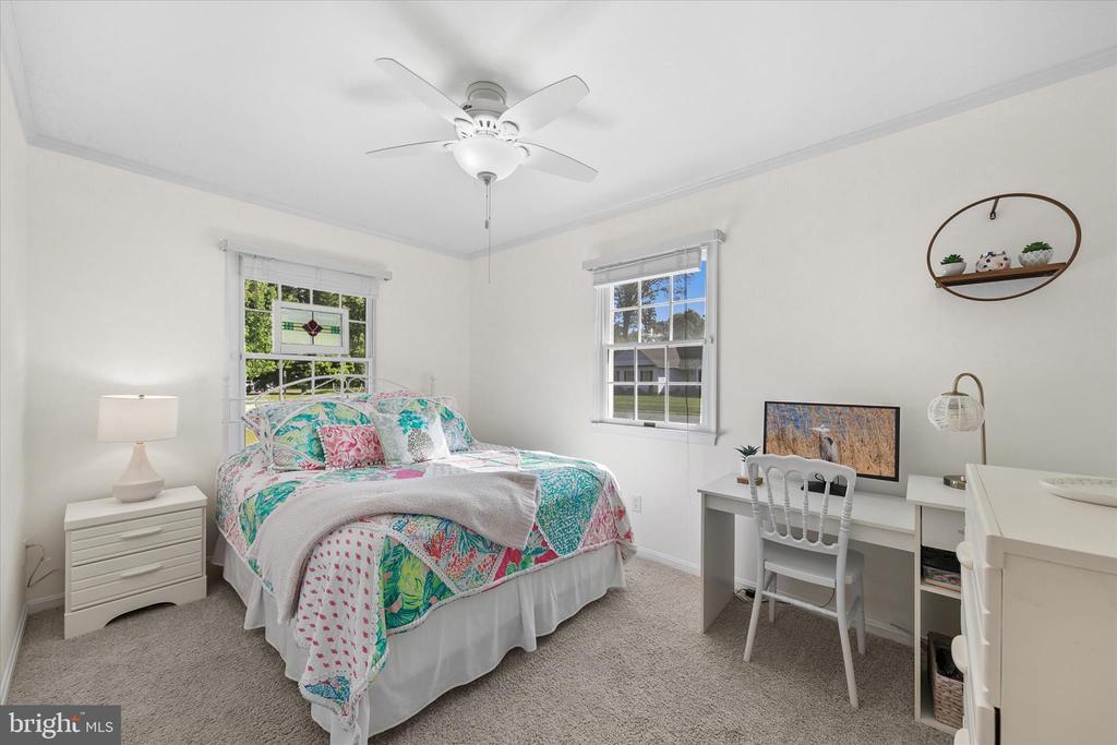 1 OAK VIEW COURT
