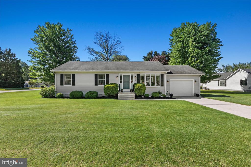1 OAK VIEW COURT