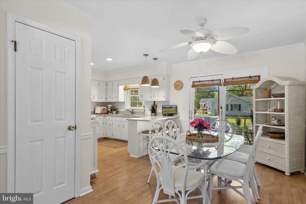 1 OAK VIEW COURT