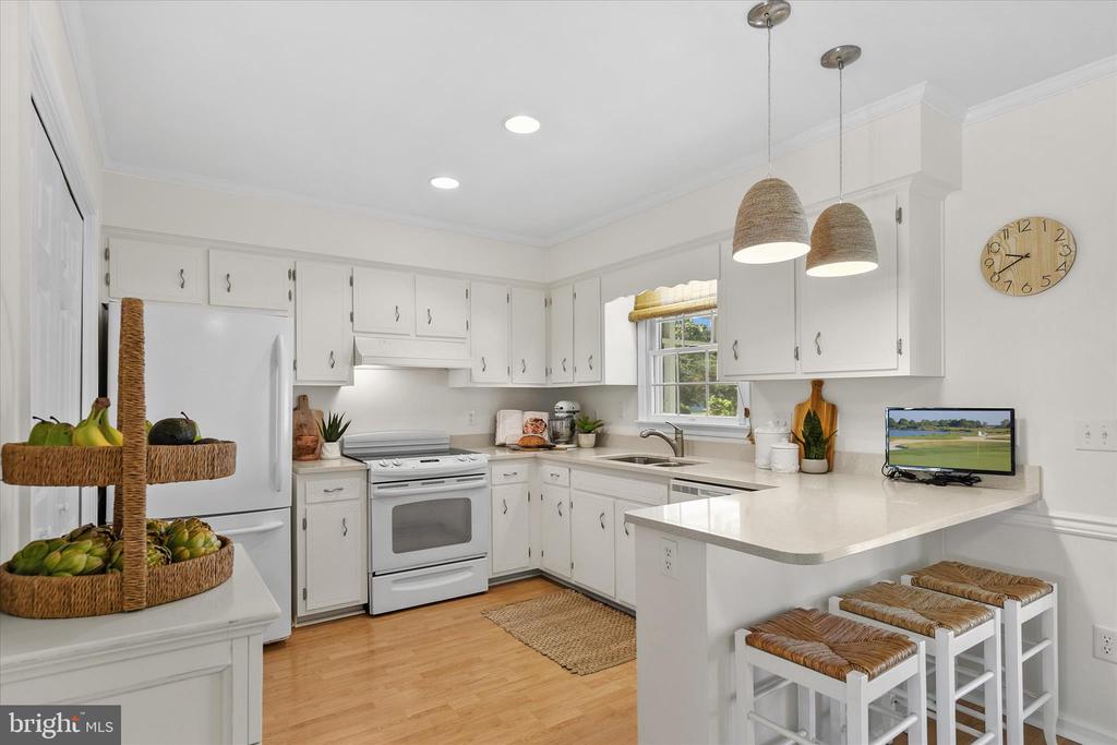 1 OAK VIEW COURT