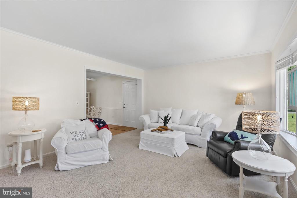 1 OAK VIEW COURT