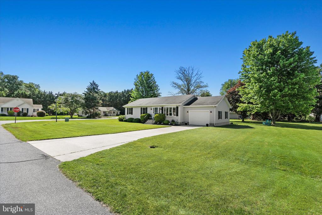 1 OAK VIEW COURT