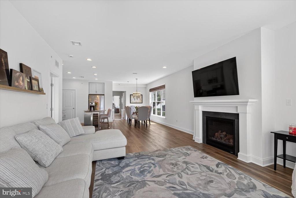 1321 CARNEGIE WAY