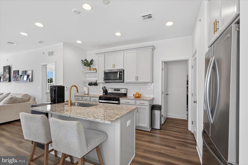 1321 CARNEGIE WAY