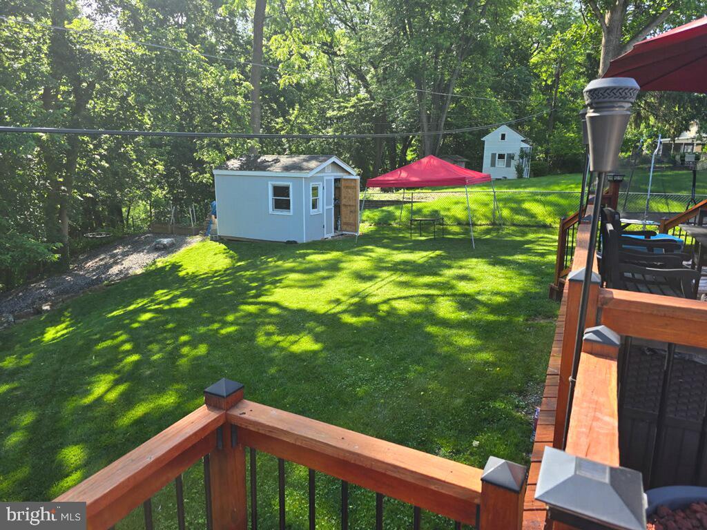 232 WINDING WAY