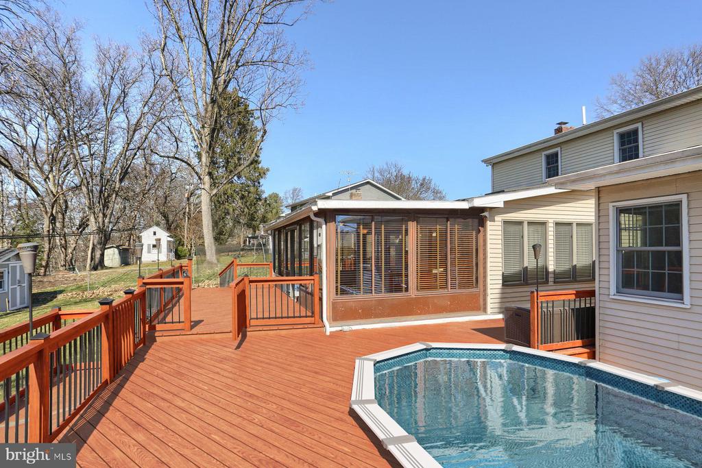 232 WINDING WAY