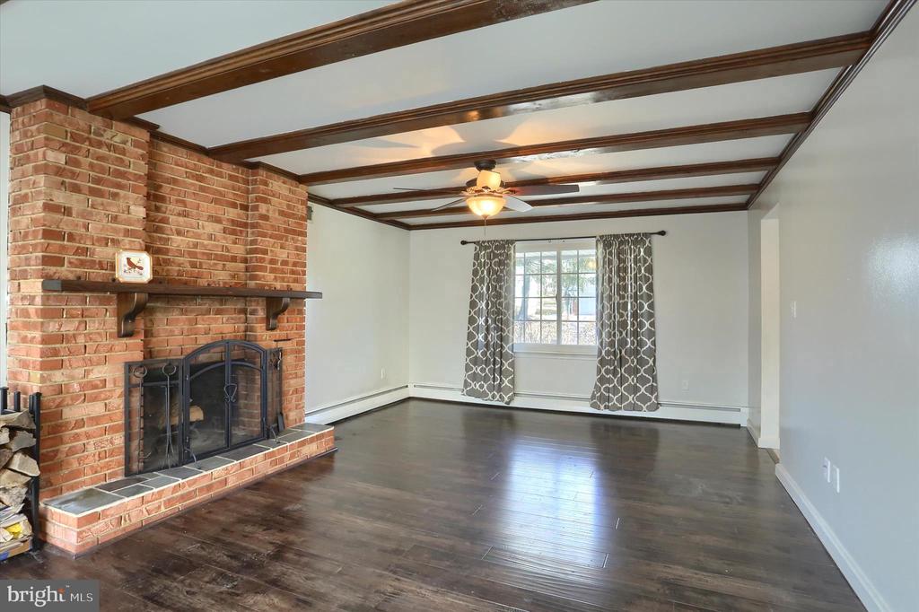 232 WINDING WAY