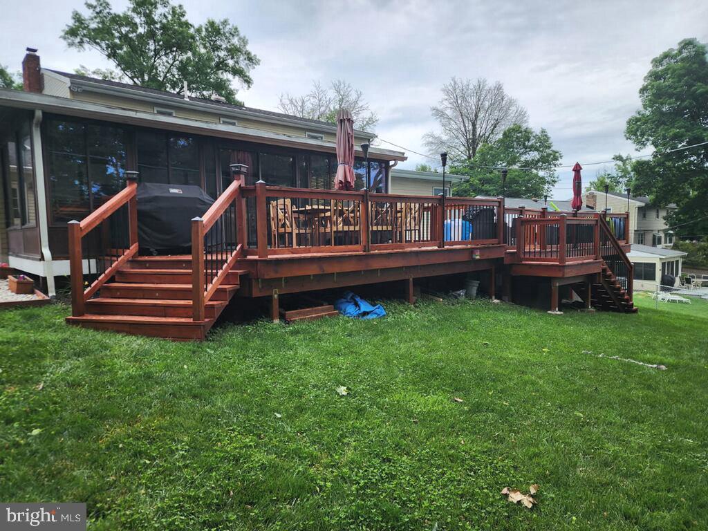 232 WINDING WAY