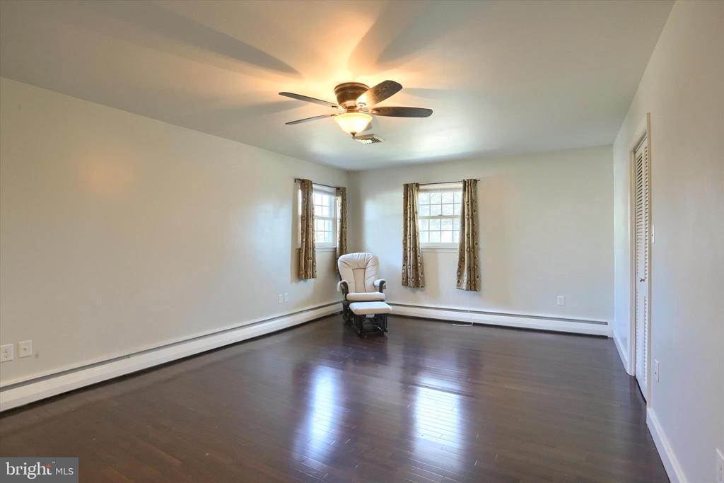 232 WINDING WAY