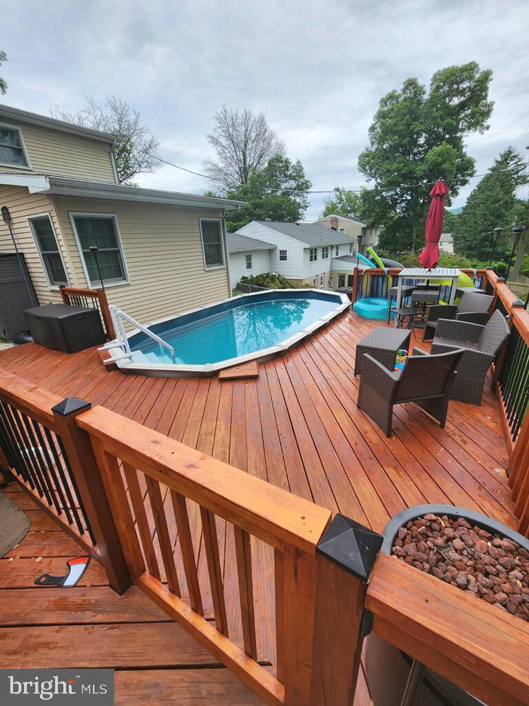 232 WINDING WAY