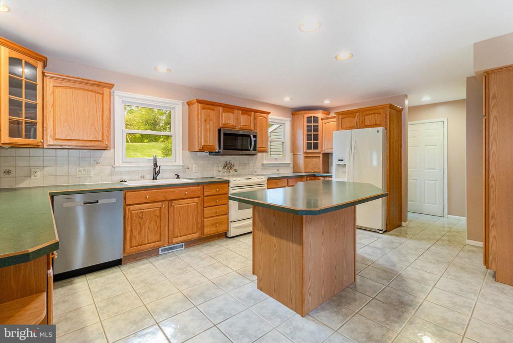 1442 OLD RELIANCE ROAD