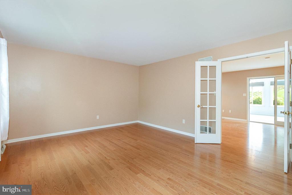 1442 OLD RELIANCE ROAD